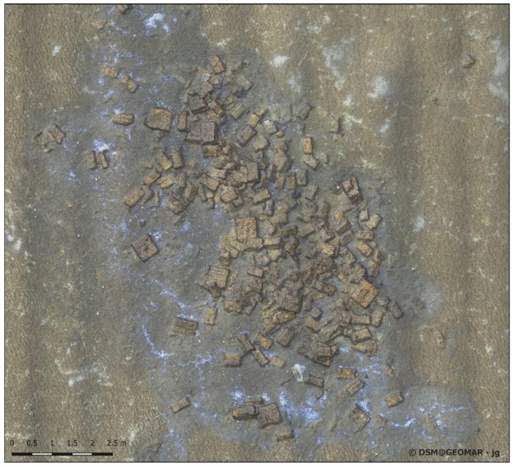 Bild von Munitionskisten auf dem Meeresgrund