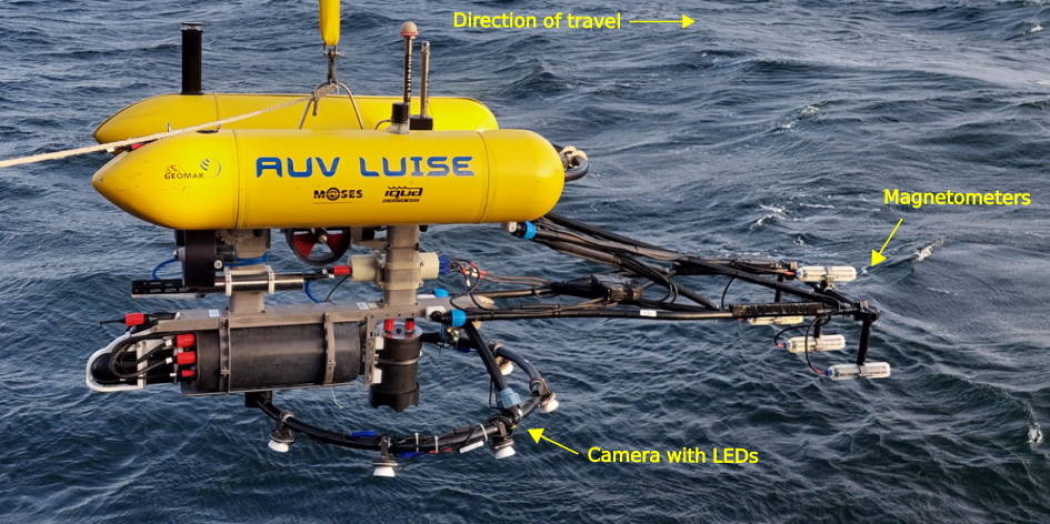 Foto of AUV with magnetometer